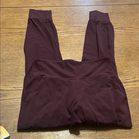 Lululemon High-Waist Maroon Leggings size 6 - Picture 3 of 4